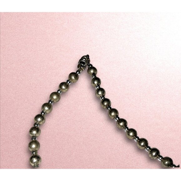 Vintage Gold Beaded Necklace With Intricate Clasp Design - Picture 3 of 5